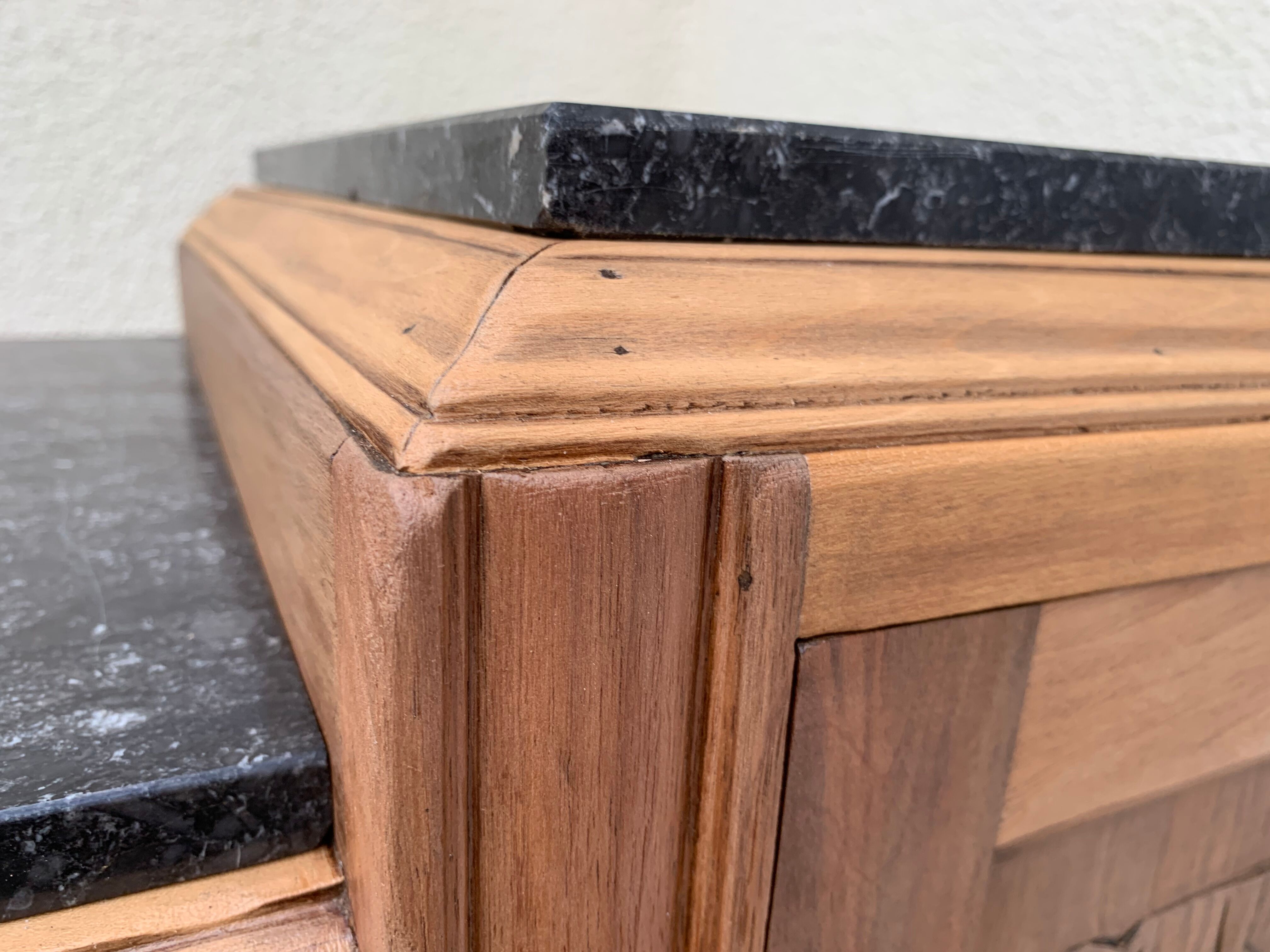 Parisian art deco buffet walnut brut massive 1920