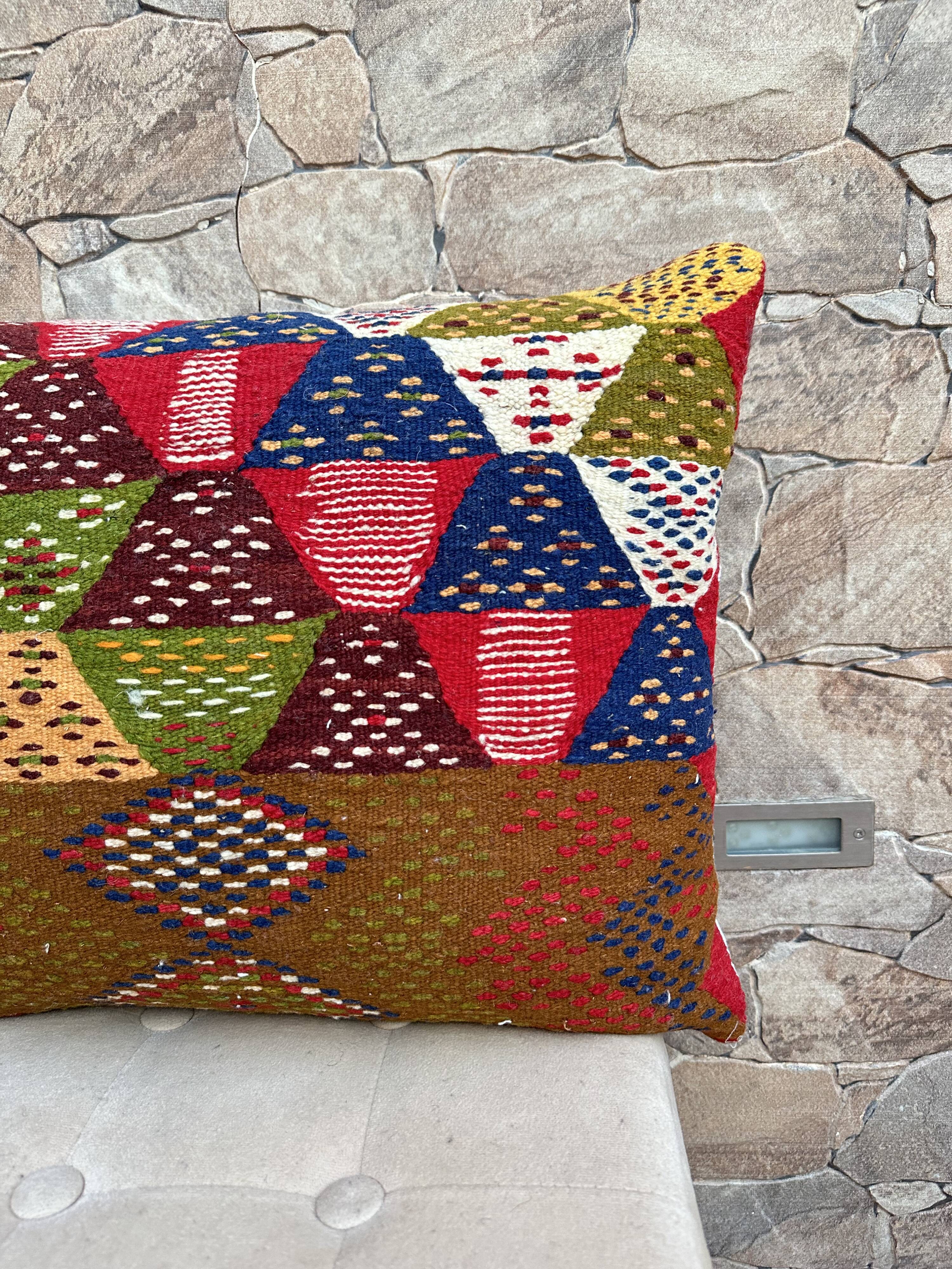 Housse de coussin kilim berbère vintage, coussin en laine marocaine