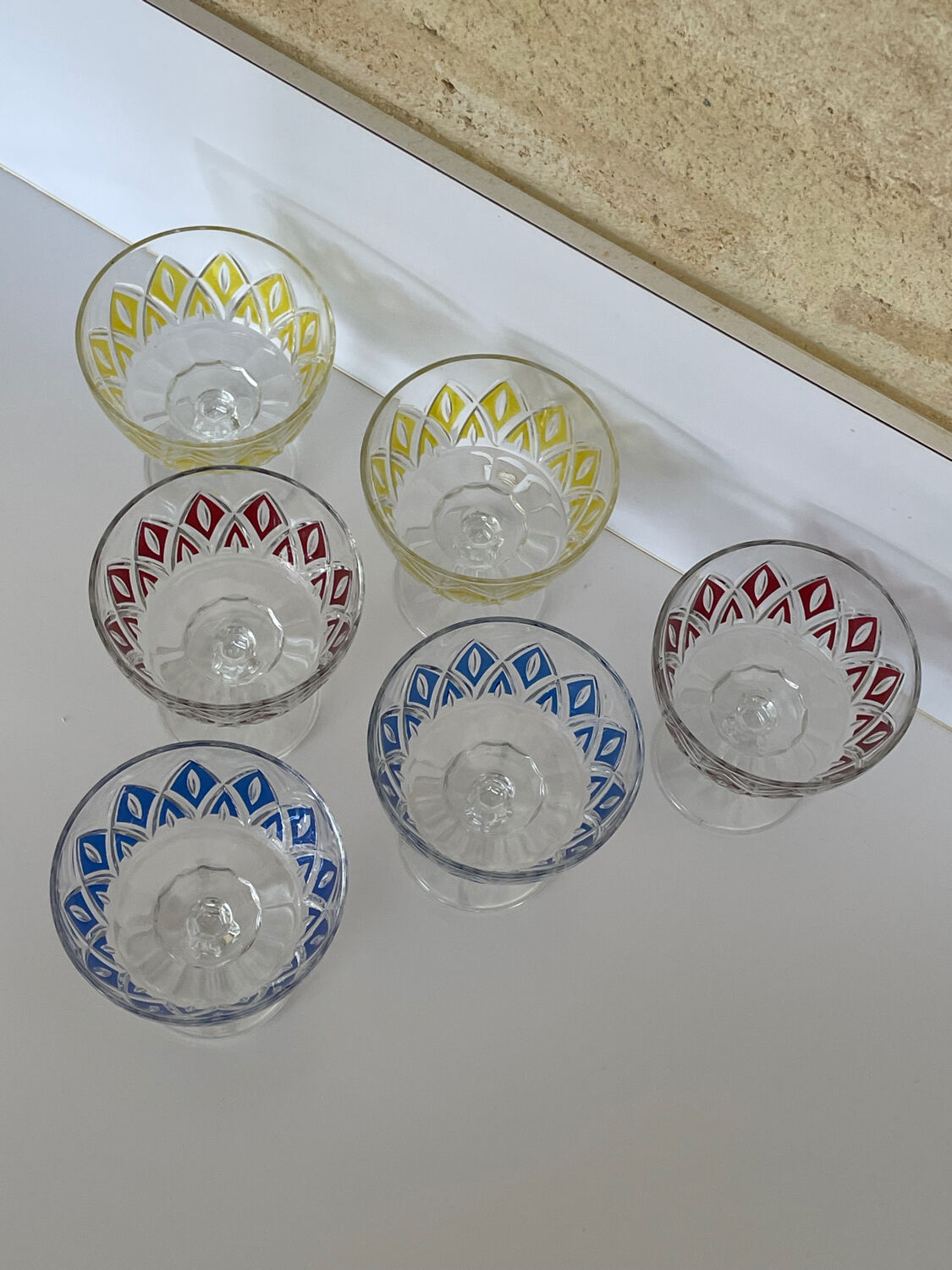 6 Harlequin champagne coupes VMC Reims
