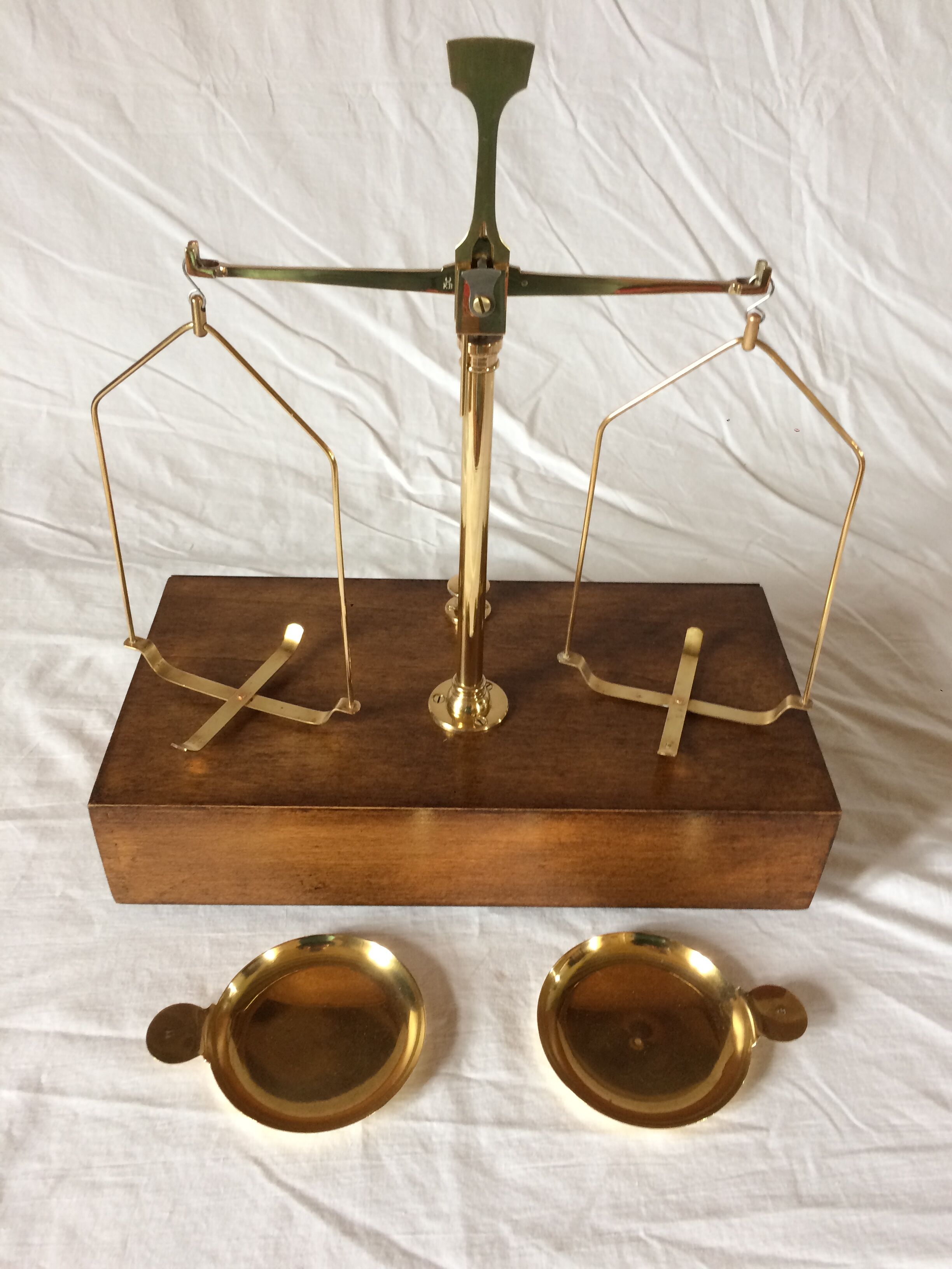 Balance de précision trébuchet de pharmacie/laboratoire xx°