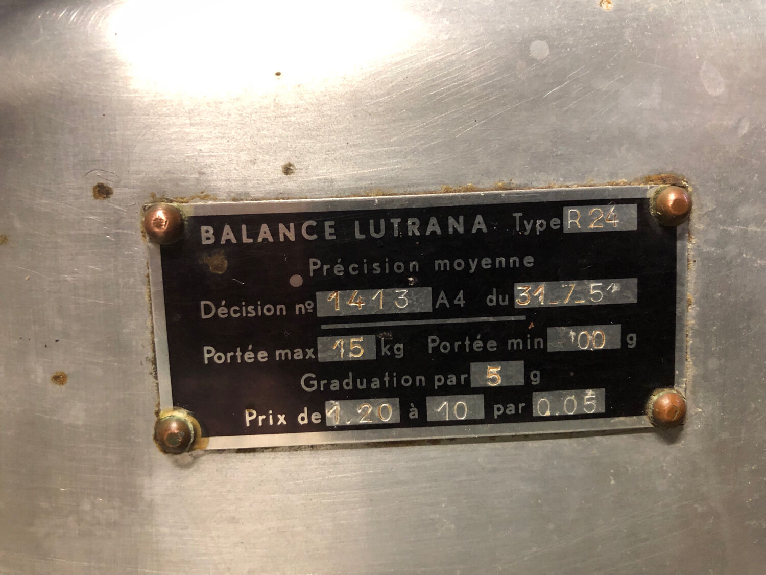Grocer butcher scale Lutrana
