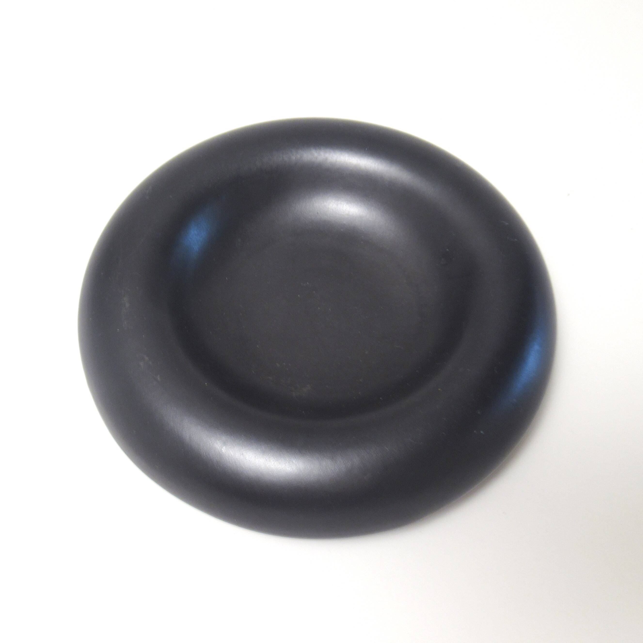 Burl pocket in black ceramic 1980