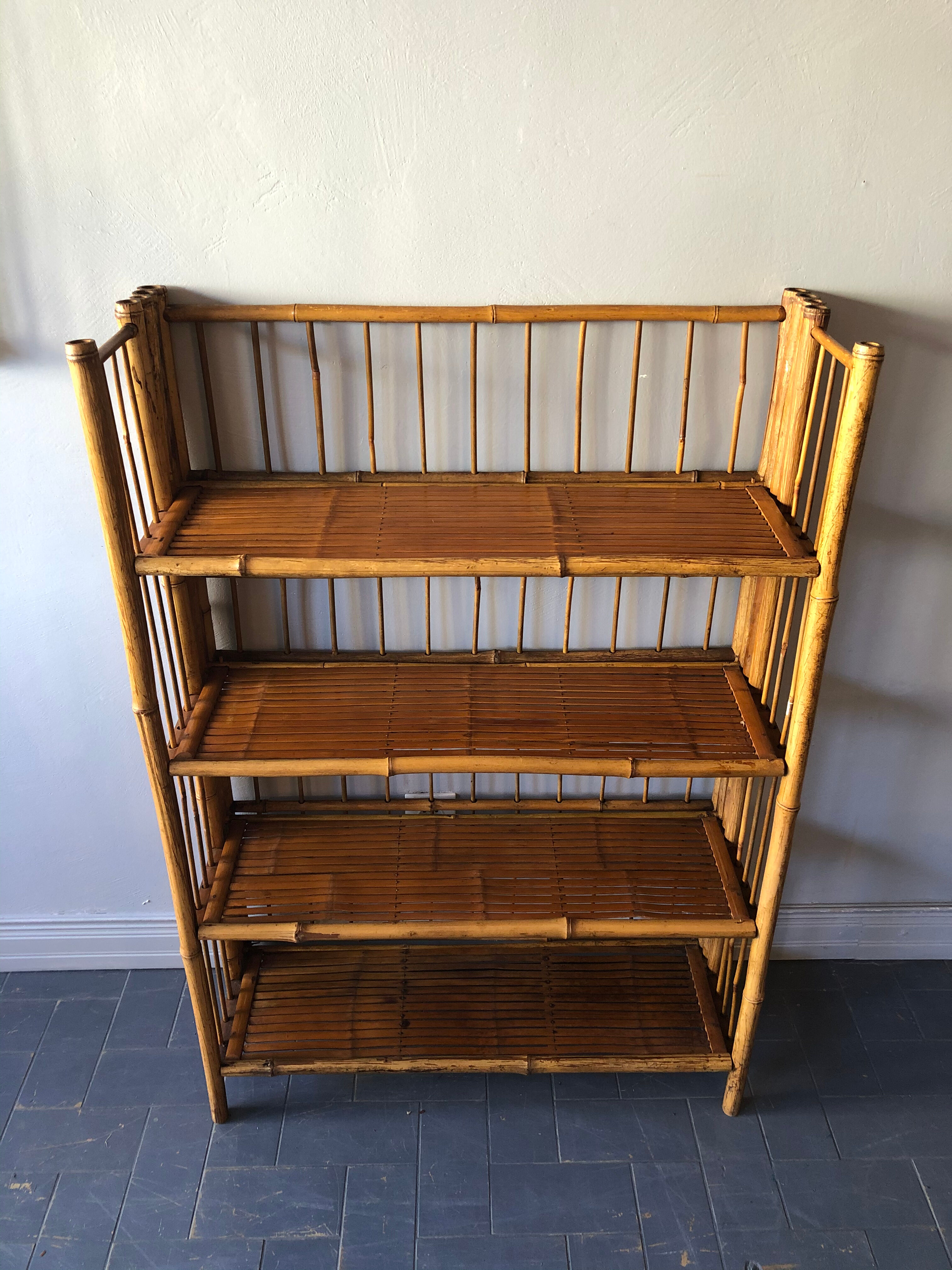 Bamboo folding shelf
