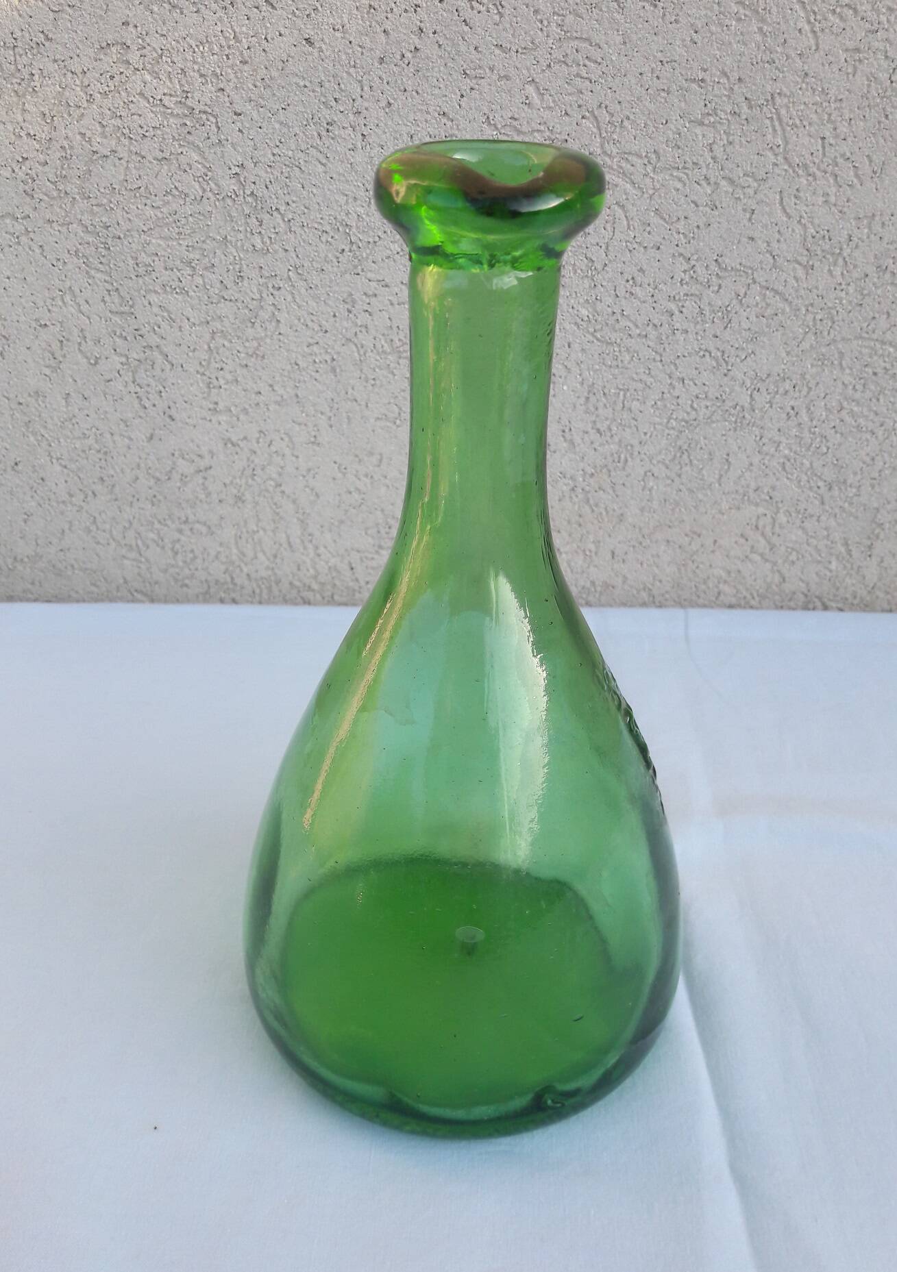 Glass carafe