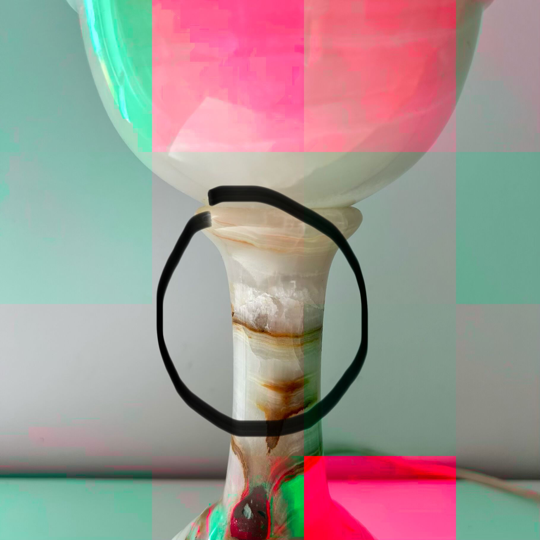 Grande lampe onyx et macramé 