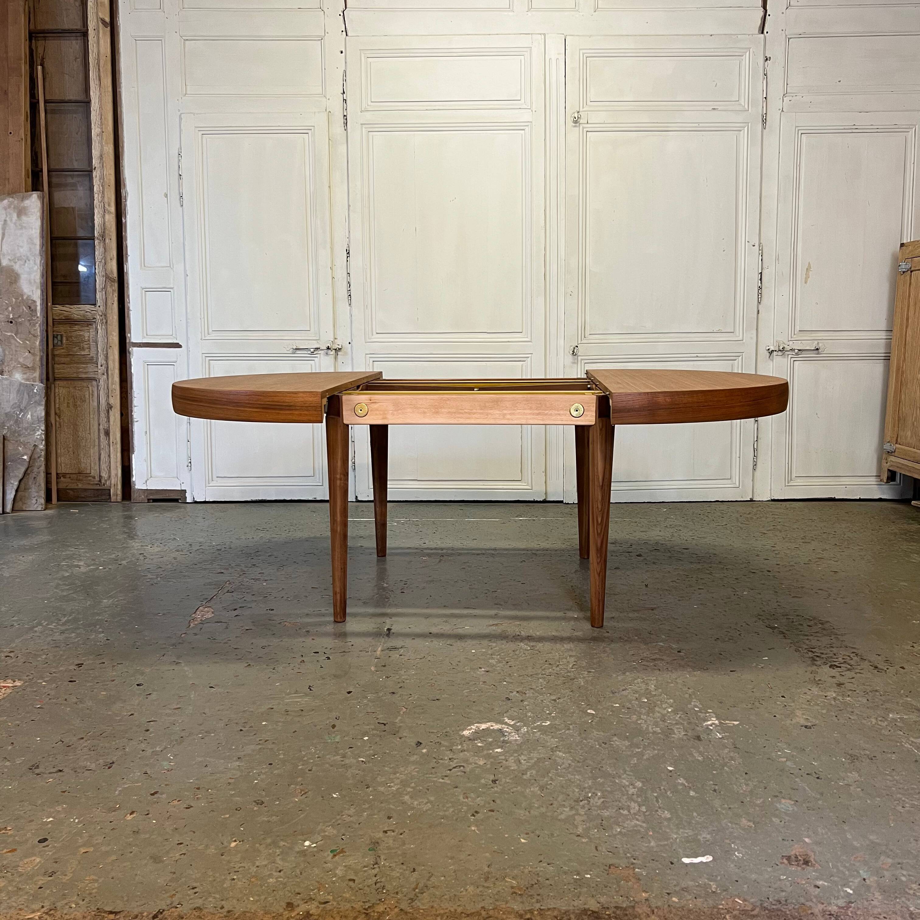 1970s Scandinavian table