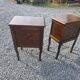 Paire de tables de chevet style Louis XV en chêne