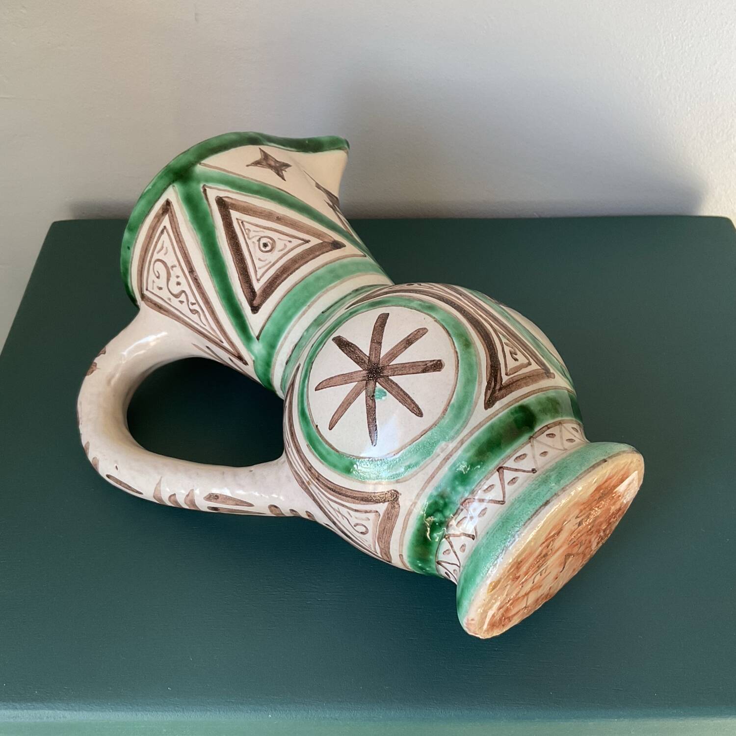 Ceramic pitcher Ortiz