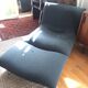 Fauteuil lounge et ottoman design Pascal Mourgue modèle Câlin pour Cinna
