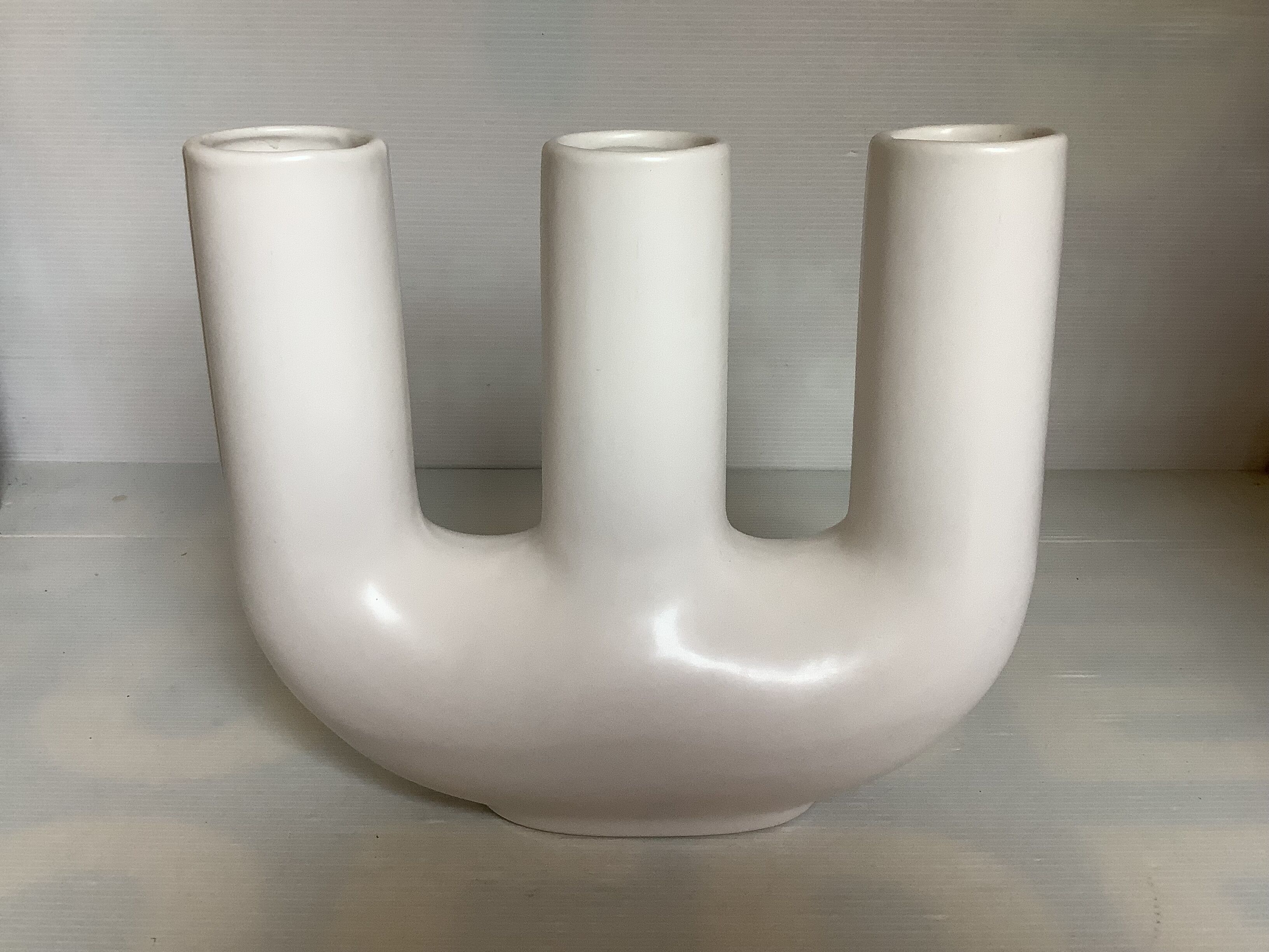 Large white vase in Tamegroute style