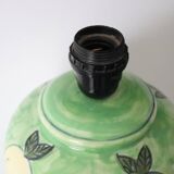 Green ceramic lamp with pop apples