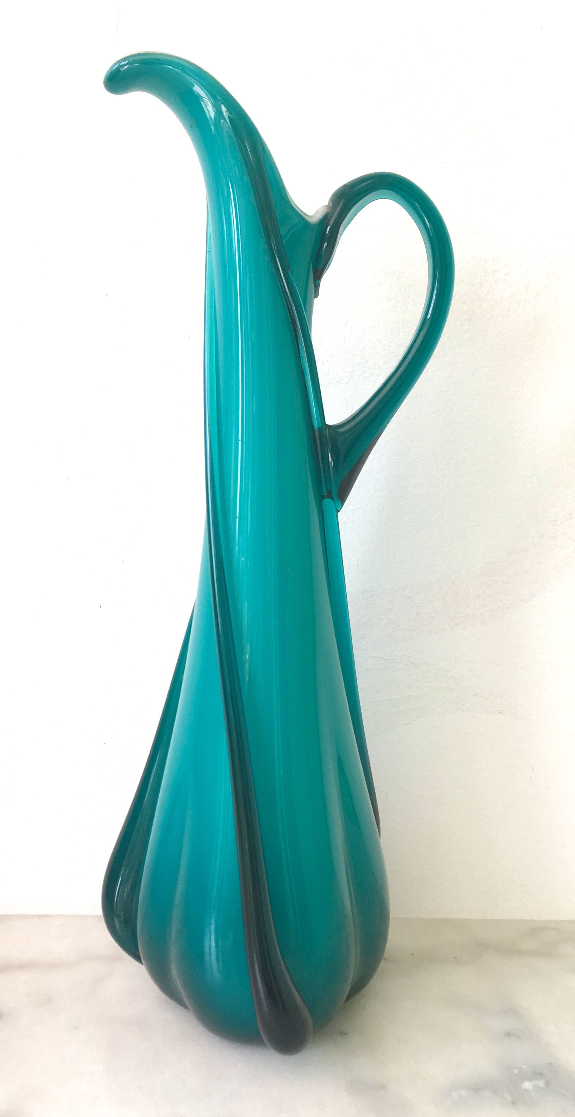 Vase peacock blue peacock blown soufflé