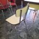 Table + Chaises de type "Formica"
