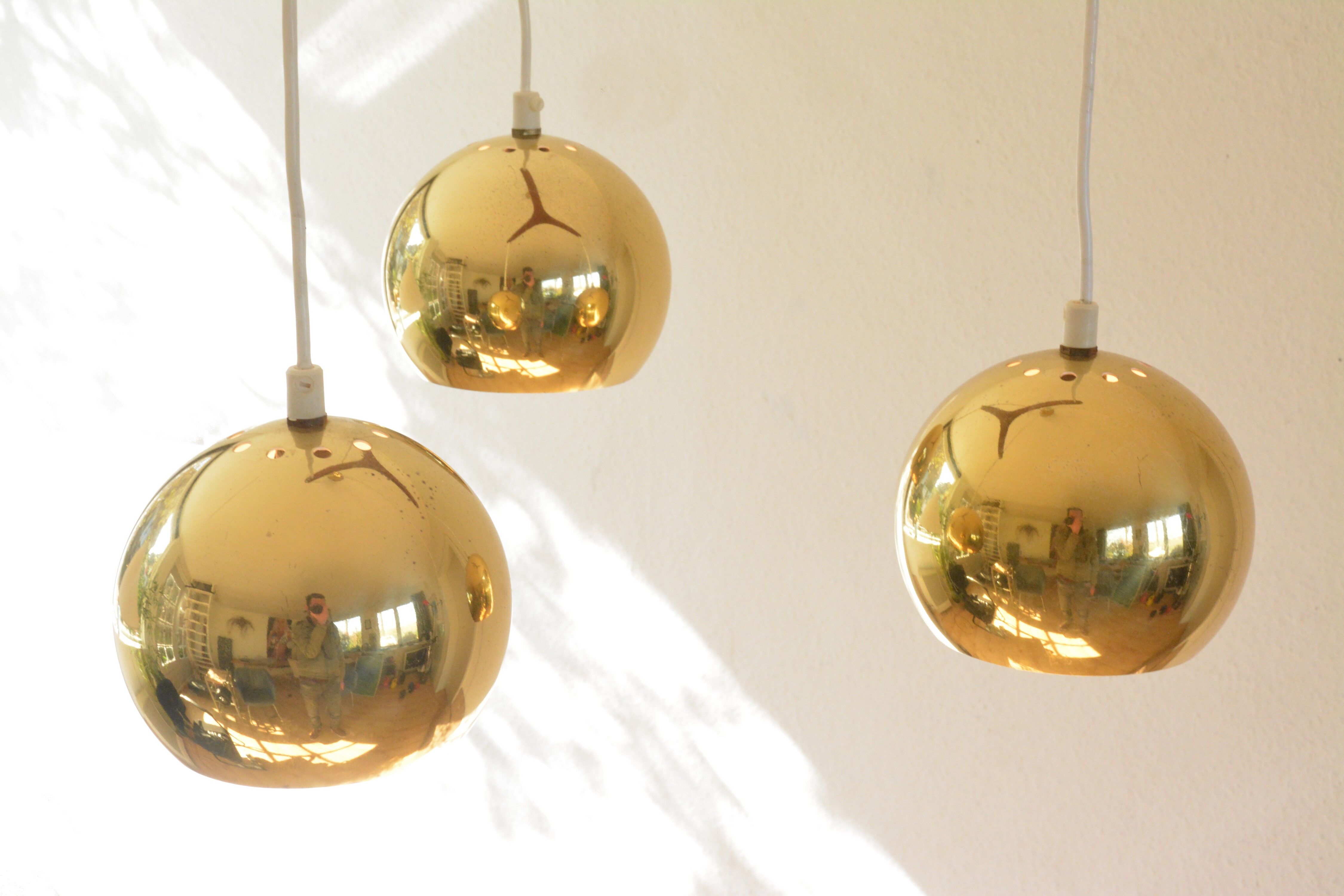 Scandinavian pendant lamp, brass and teak, 60s