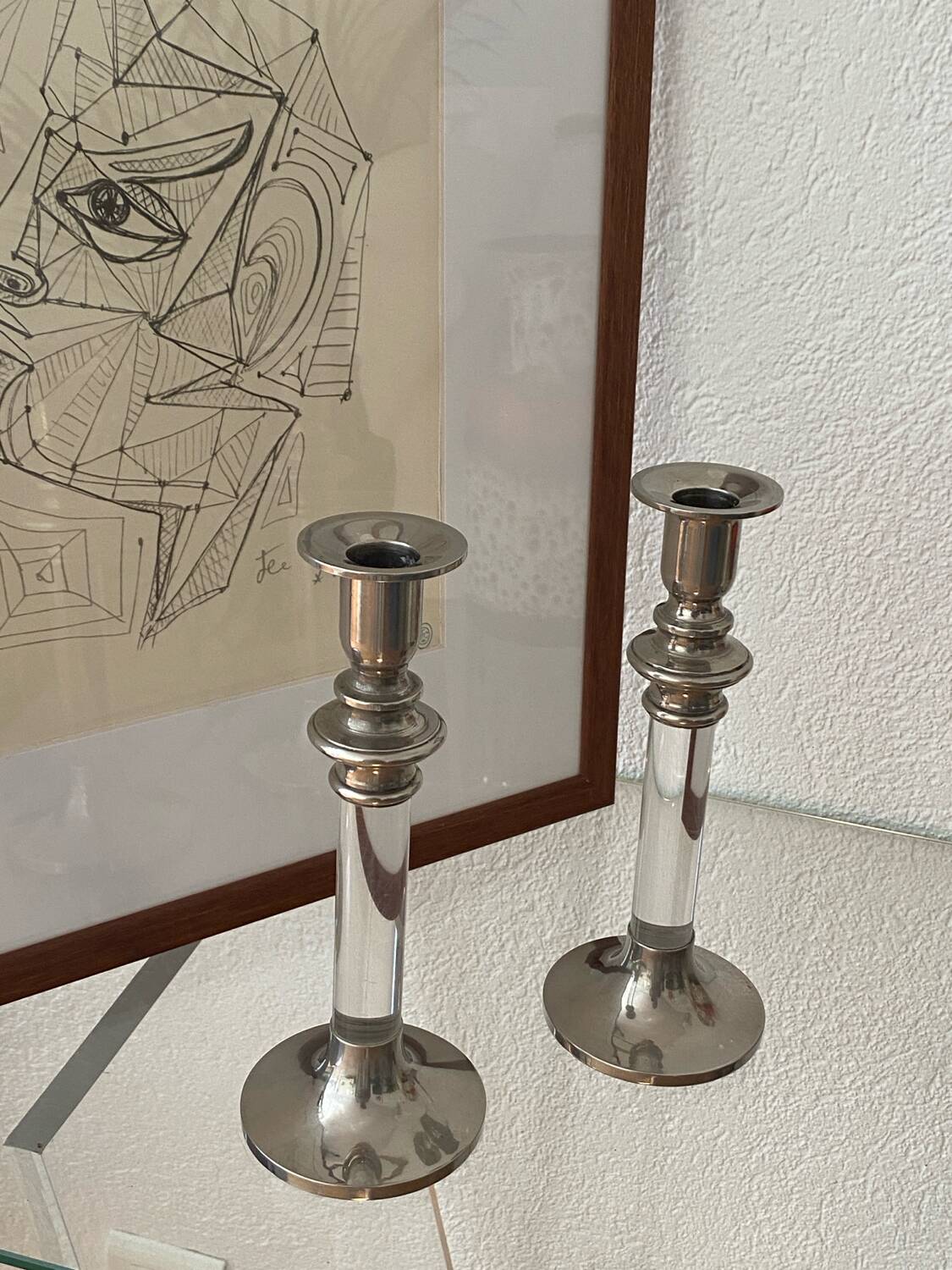 Paire de bougeoirs design en lucite et métal, années 60