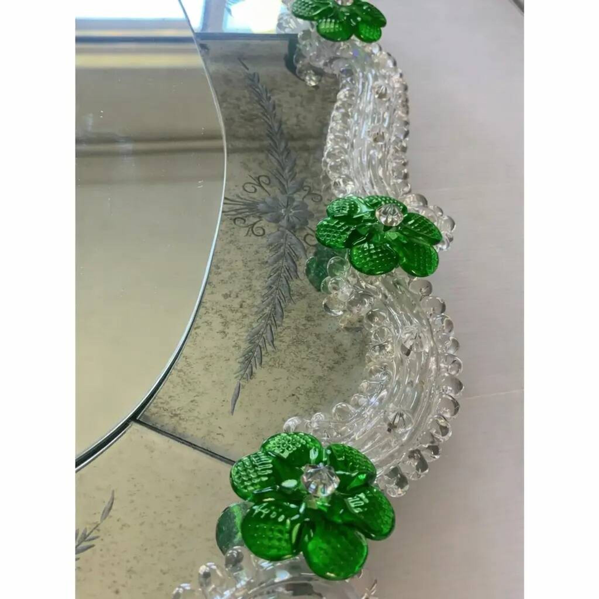 Venetian Murano Glass Oval Floral Wall Mirror – Hand-Carved Italian Art