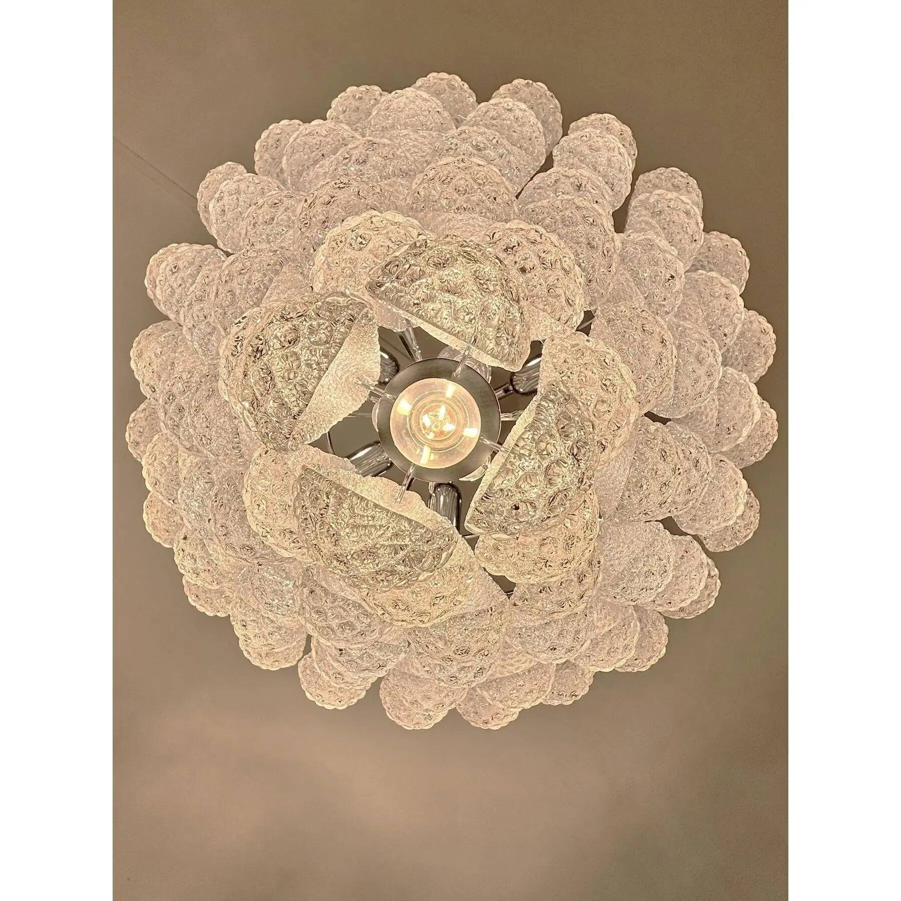 Classic Mid-Century Murano Glass “Conchiglie” Chandelier – Venetian