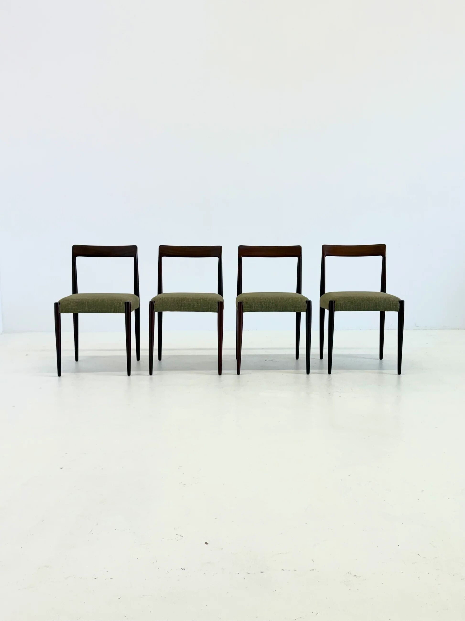 Set of 4 Lübke dining chairs with rosewood
