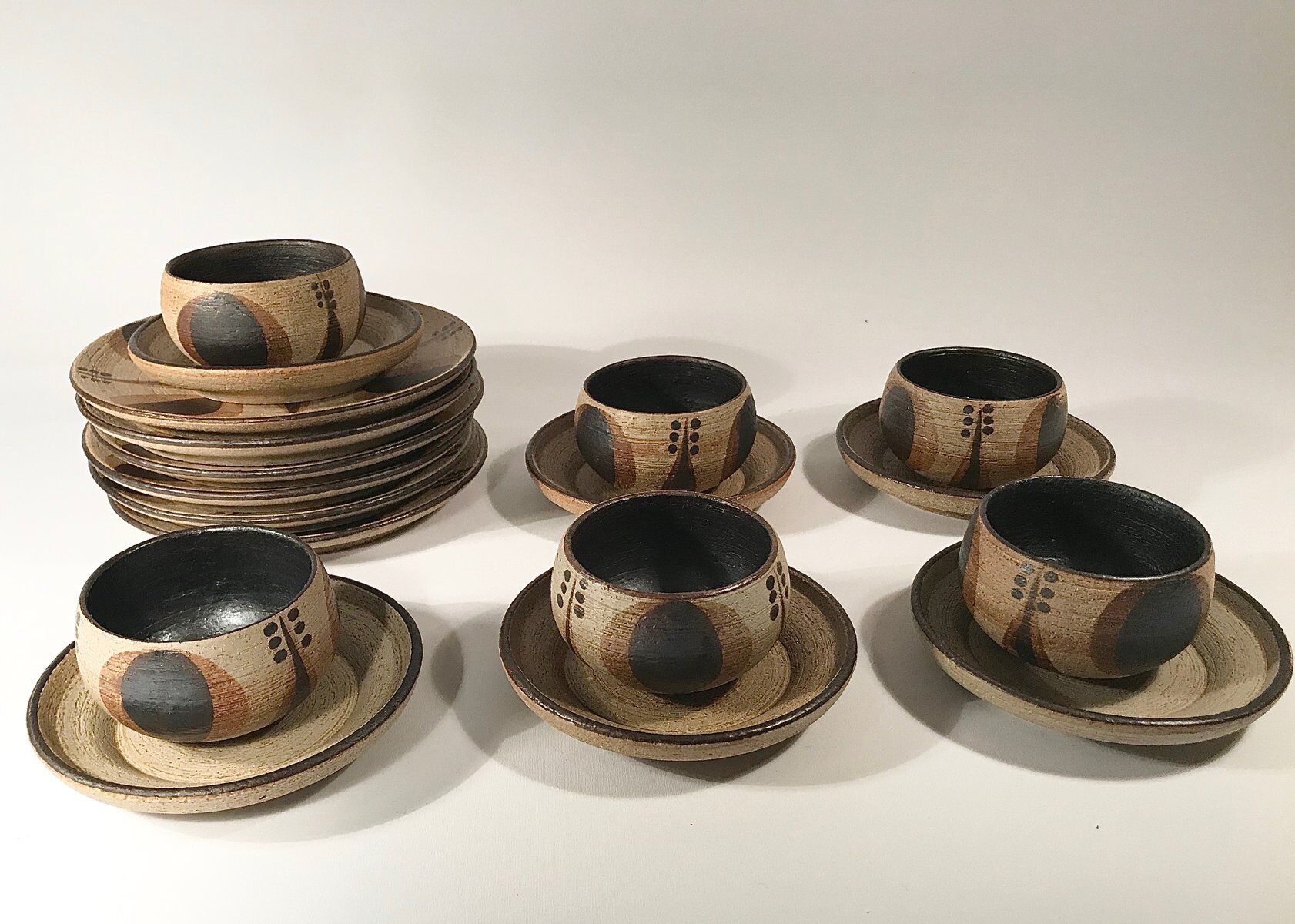 Vintage 24-piece ceramic coffee set from Sgrafo Modern, 1960s, Set of 24
