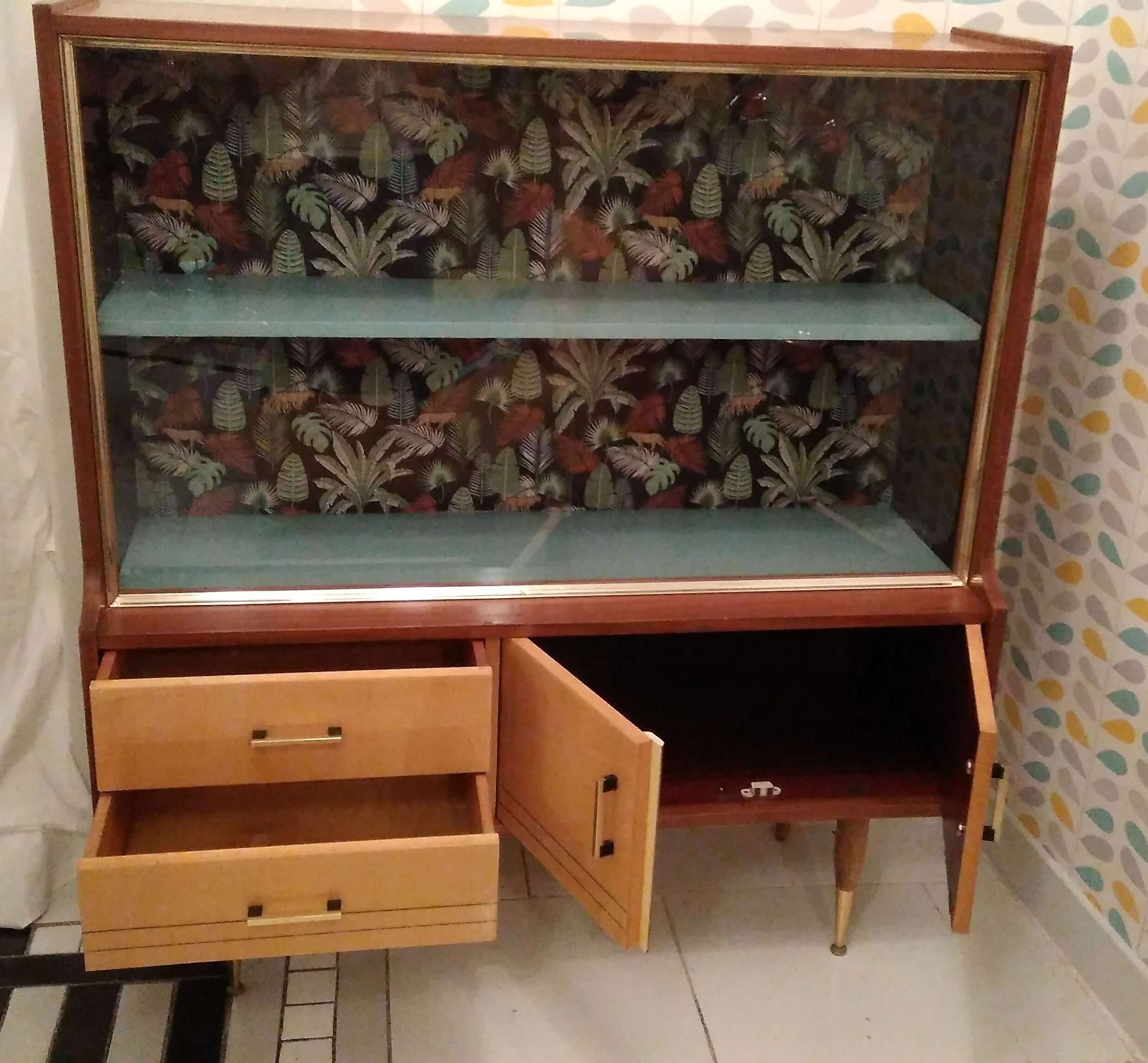 Buffet showcase 50