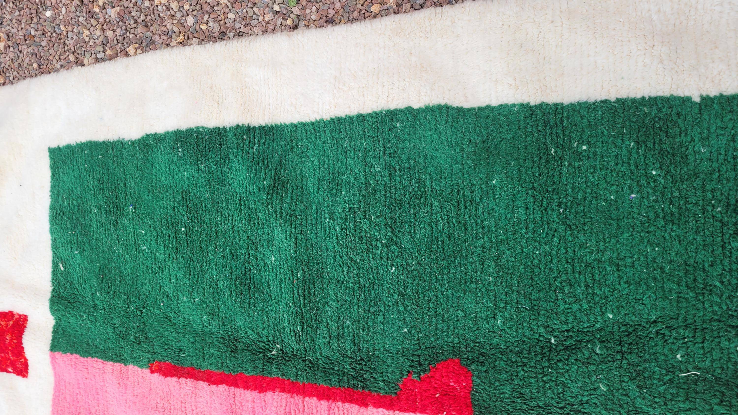 Moroccan rug in natural wool 2.5x1.5 m