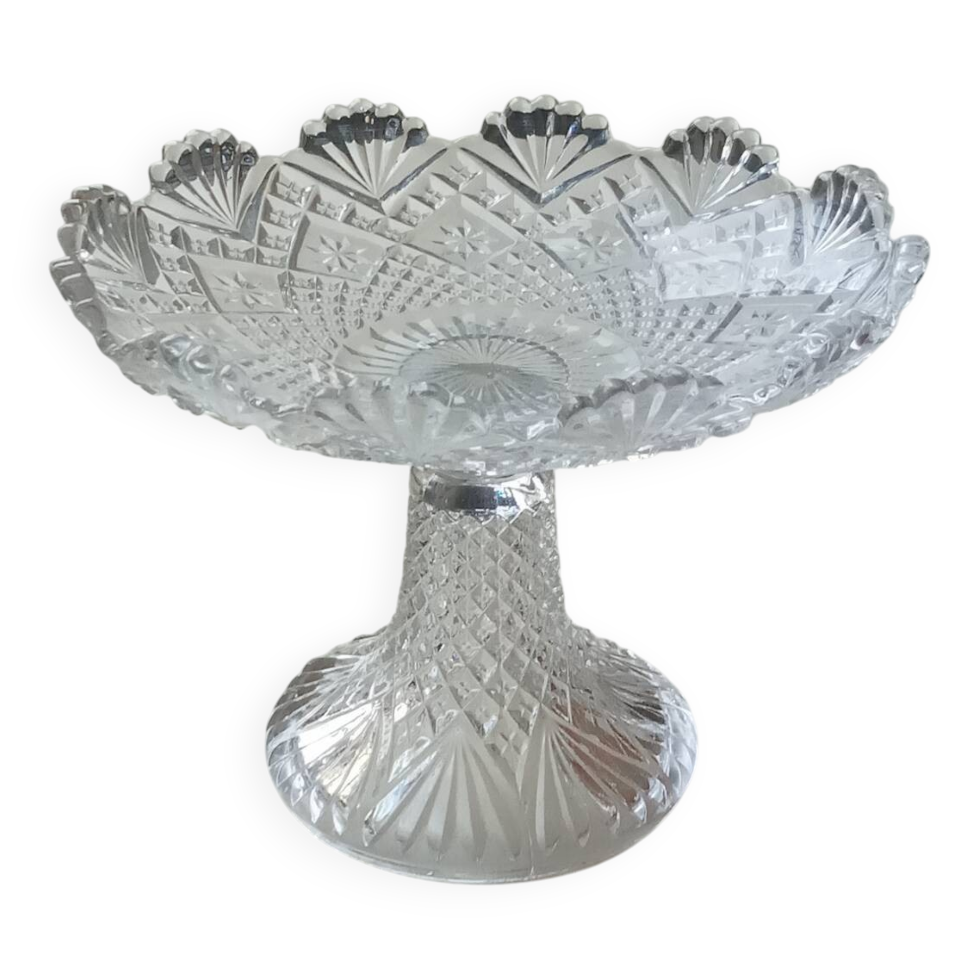 Coupe en verre ciselé