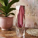 Faceted submerged vase Murano pink glass and crystal from the 1950s-60s.