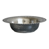 Plat ancien, panière ancienne