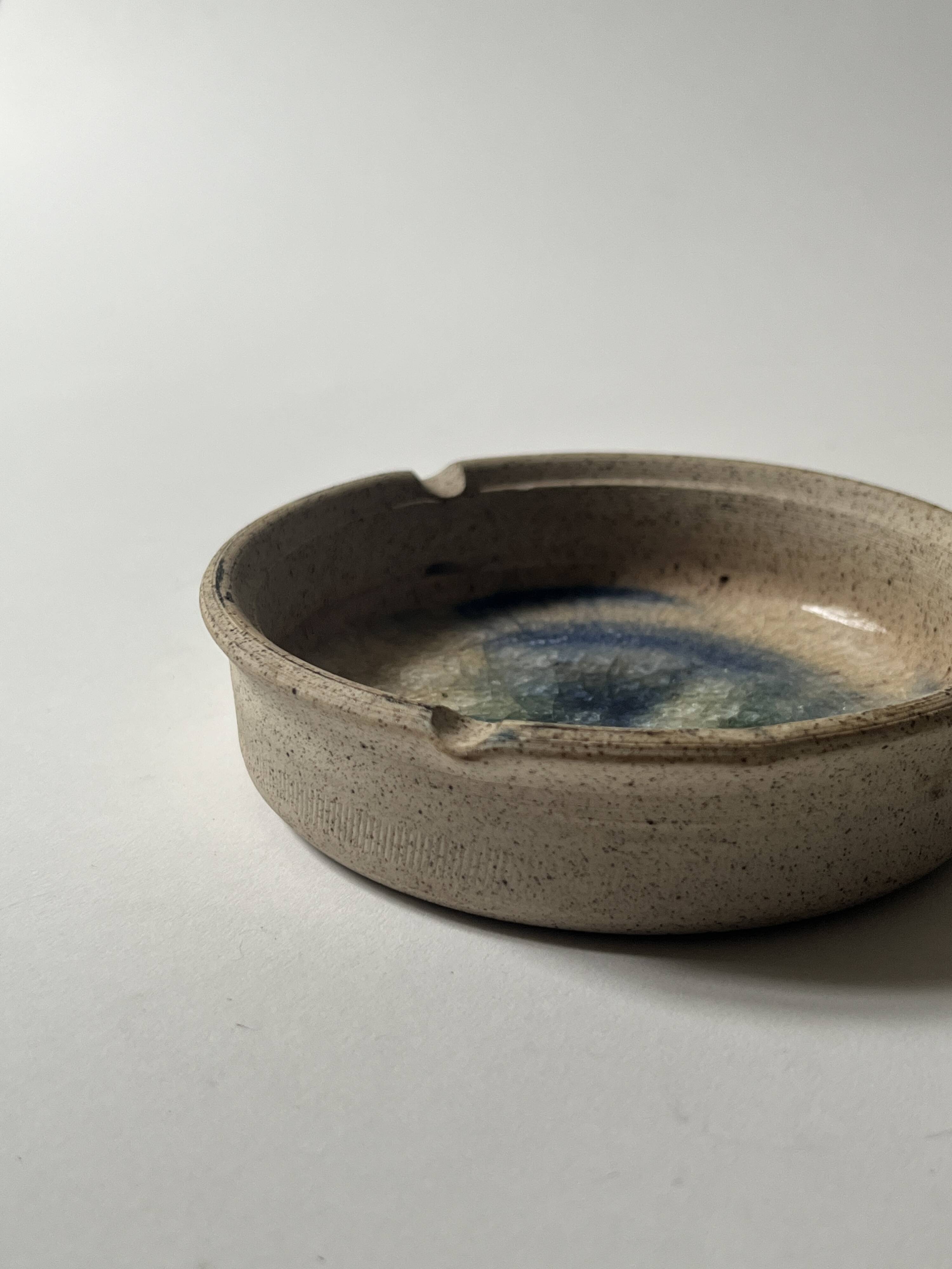 Handmade ceramic and glaze ashtray / pocket emptier