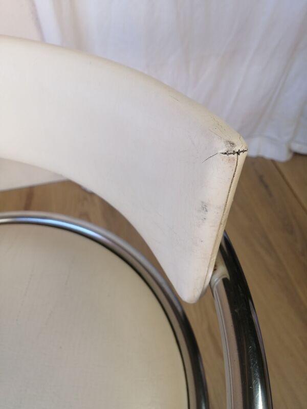 Paire de fauteuils canteliver vintage Zougoise Victoria, Suisse.