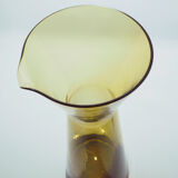 Carafe en verre jaune scandinave