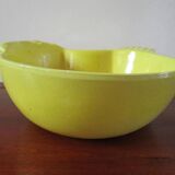 yellow salad bowl in the shape of a chicken