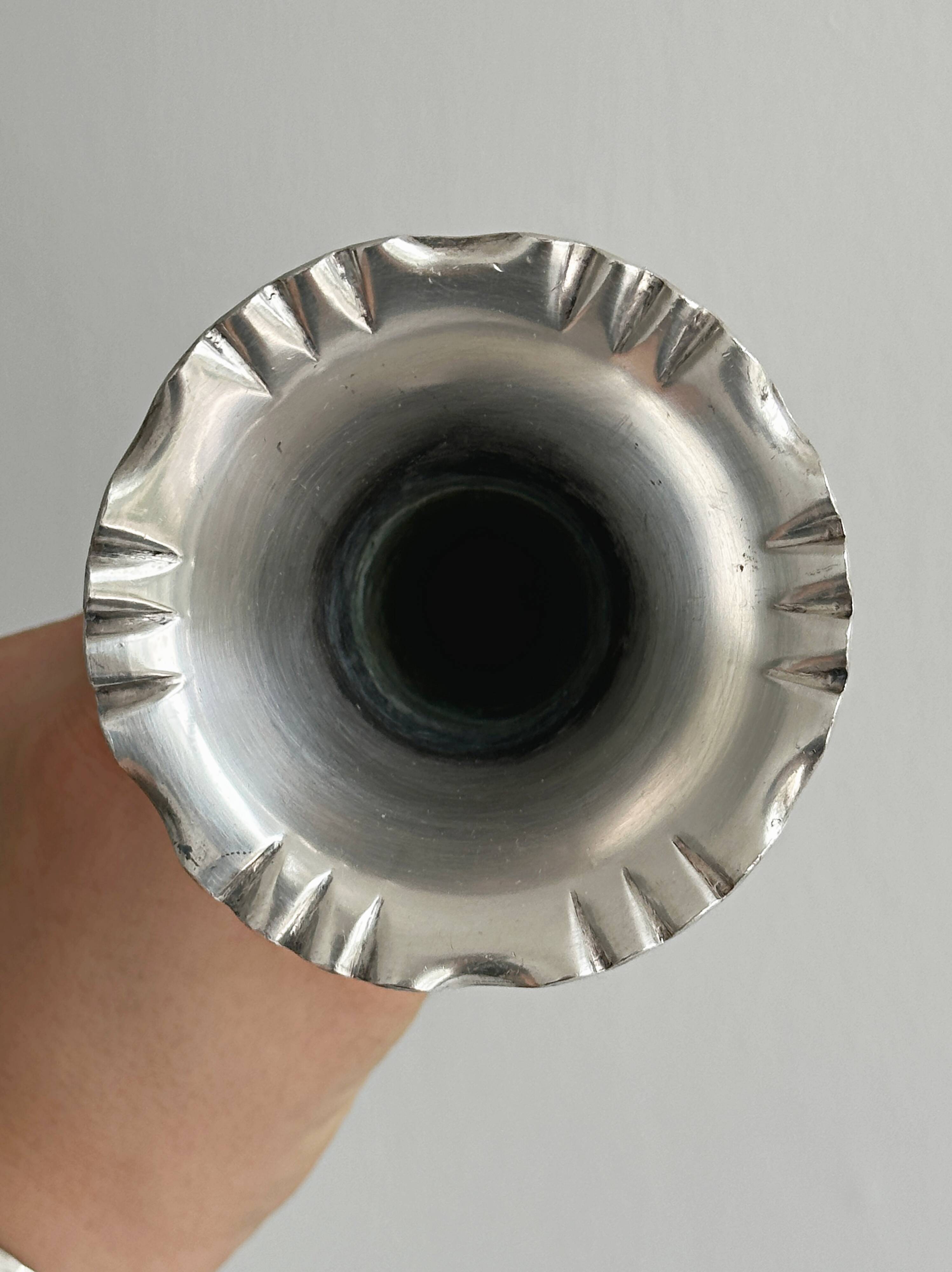 Patinated silver-plated soliflore