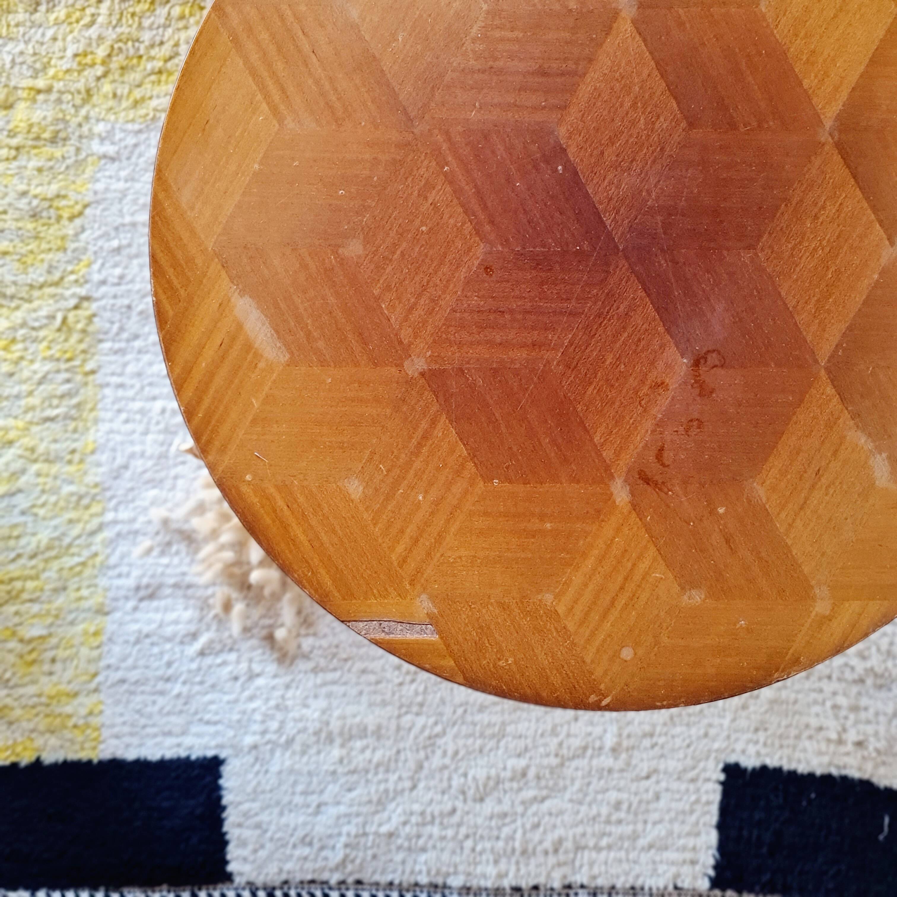 Vintage tripod side table, marquetry diamond top – 50/60