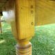 Extendable dining table