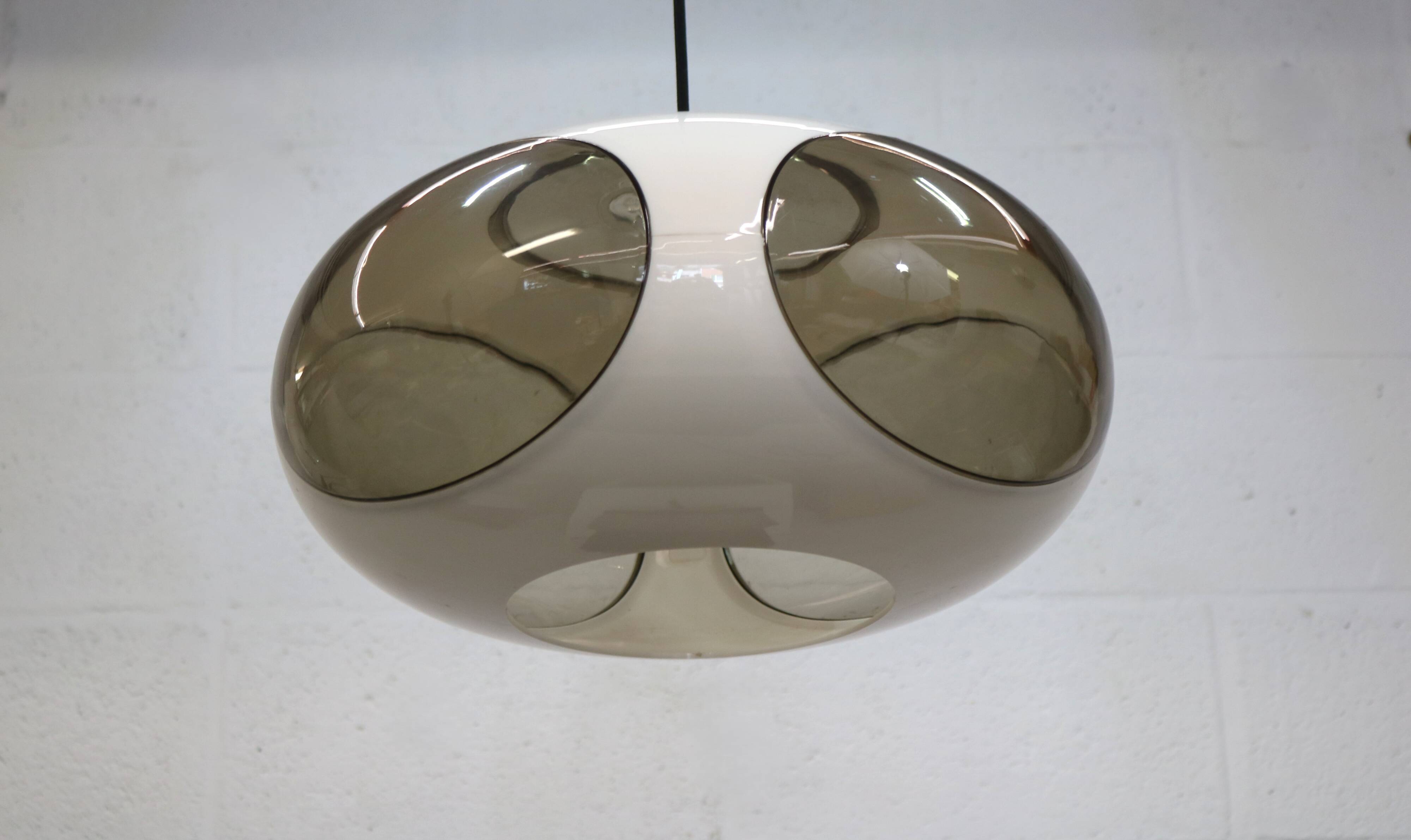 Lampe de plafond UFO à yeux de bug de l'ère spatiale *** Massive *** modèle blanc *** Belgique