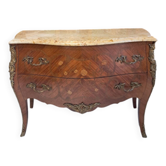 Commode style Louis XV