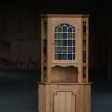 Mid-century Danish corner cabinet in oak with leaded glass, 1940s.