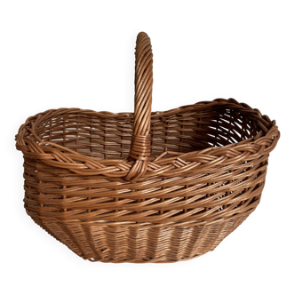 Domed wicker basket