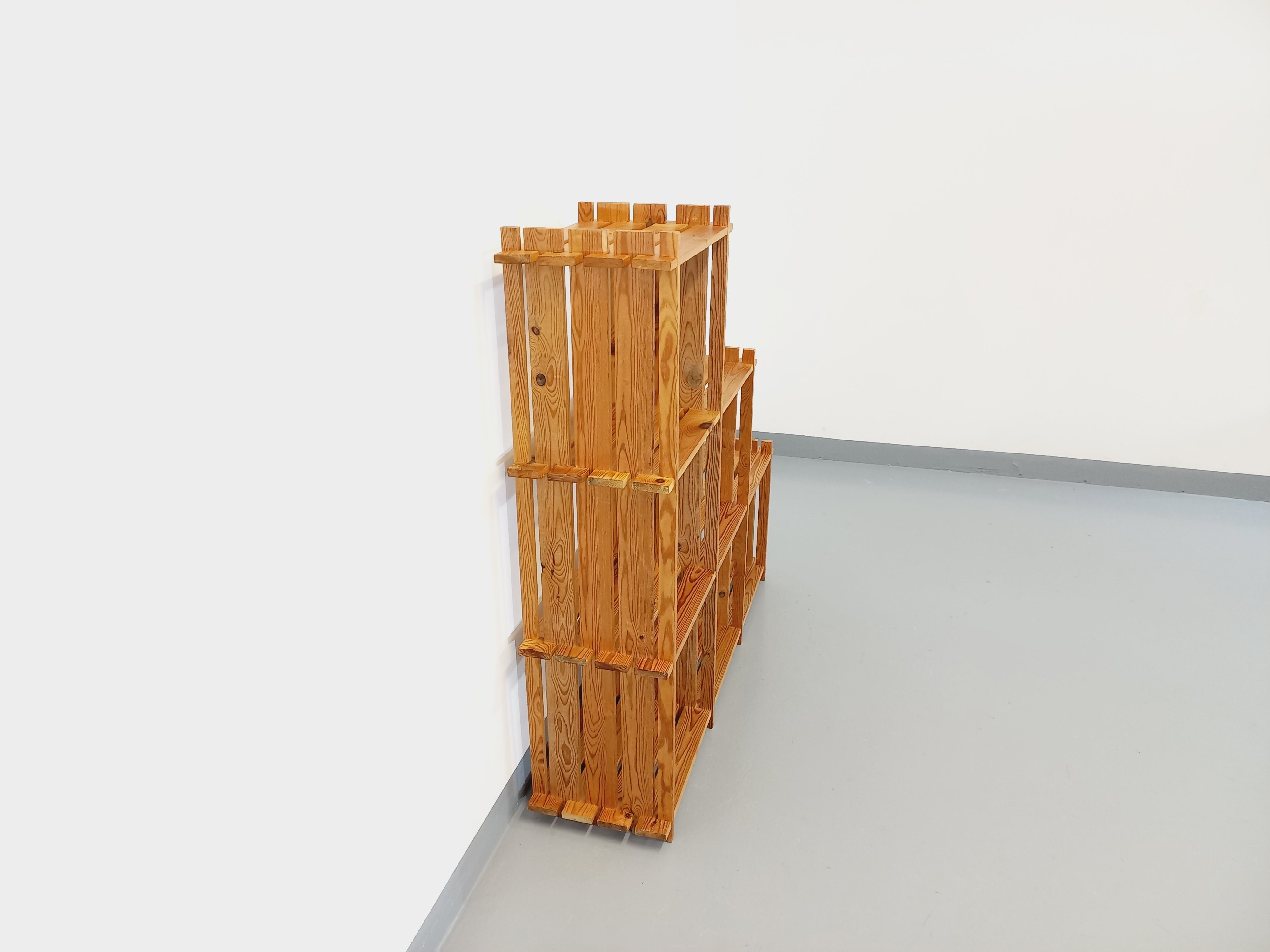Bookcase vintage pine staircase shelf from the 80s in the style of Maison Regain