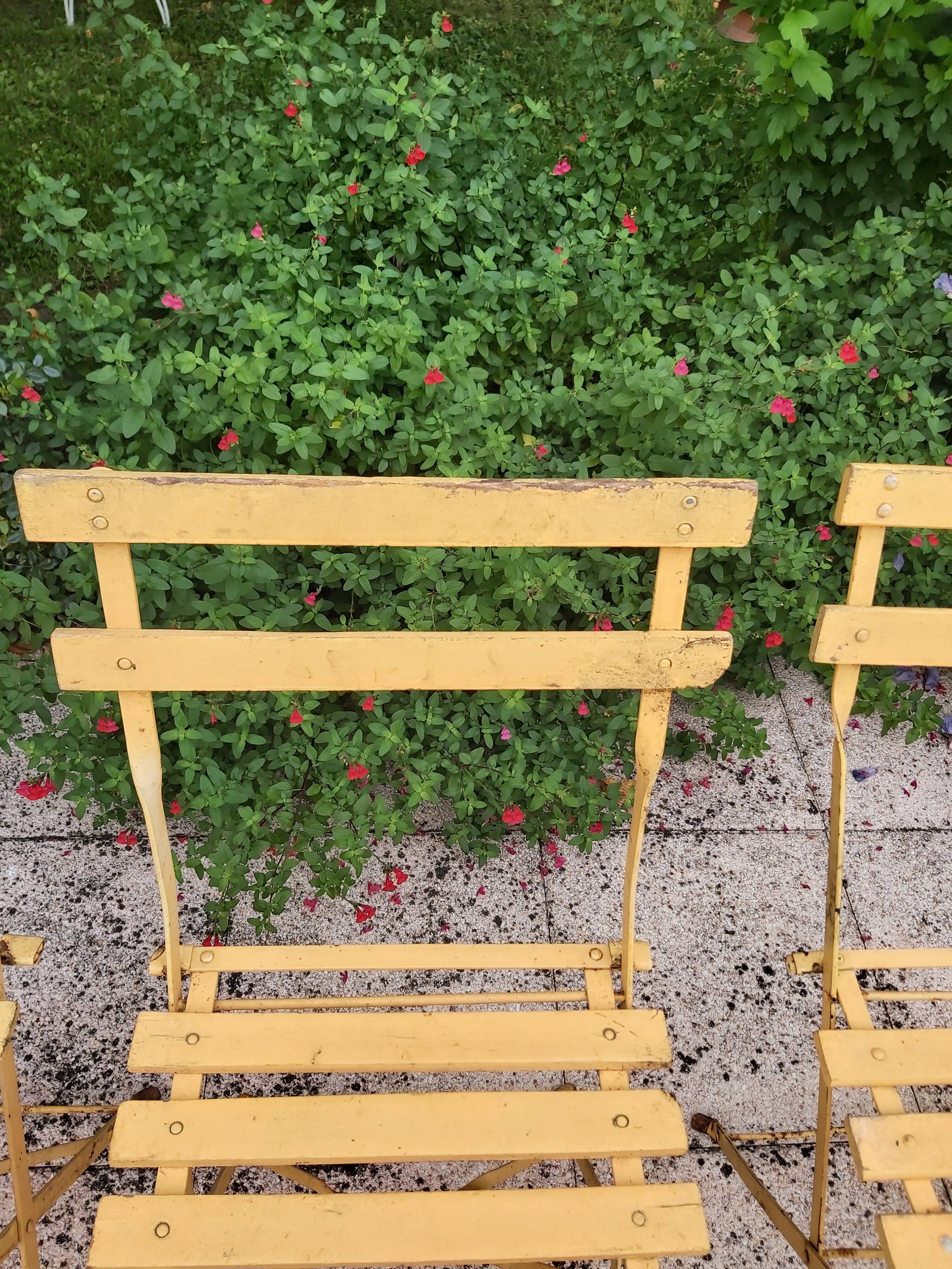 4 folding chairs 50s