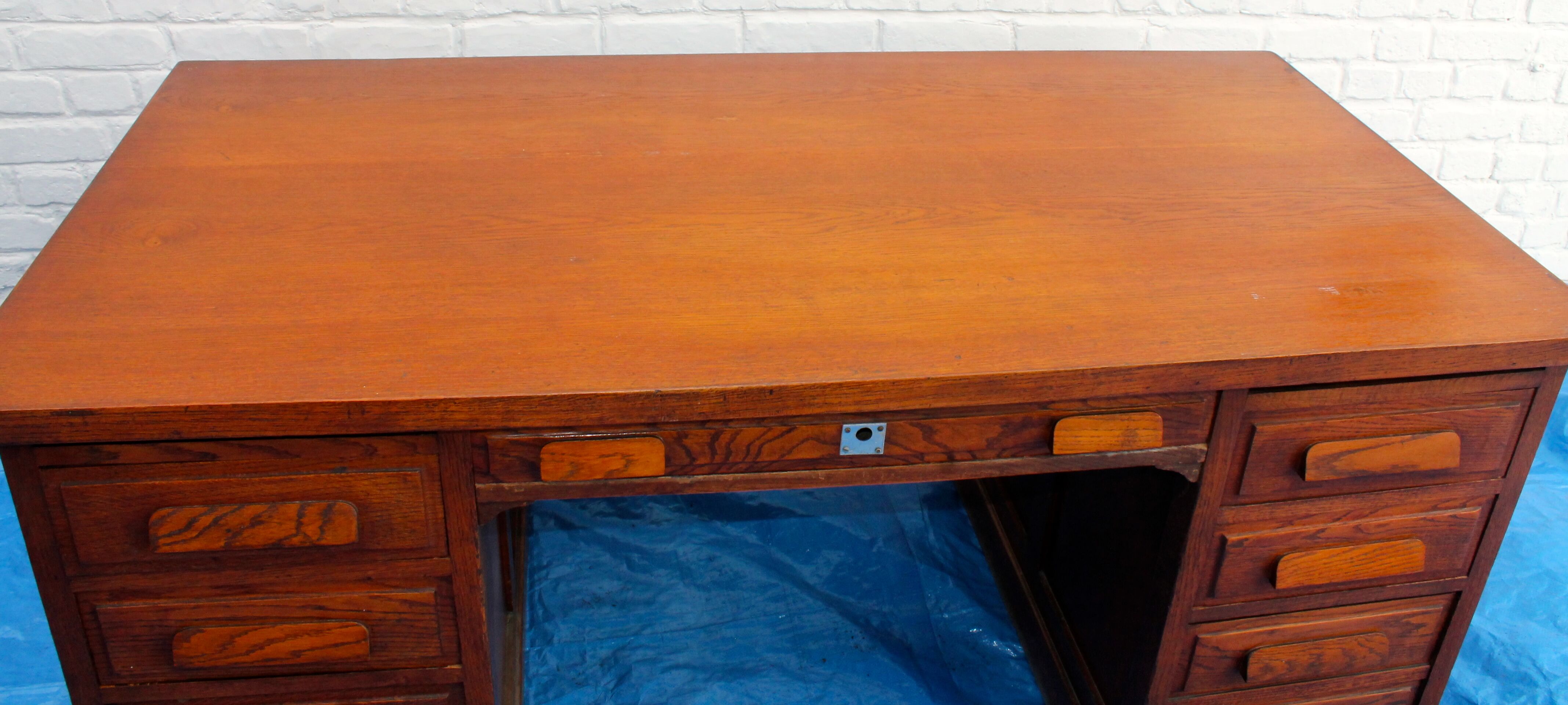 Former Minister coffered desk double