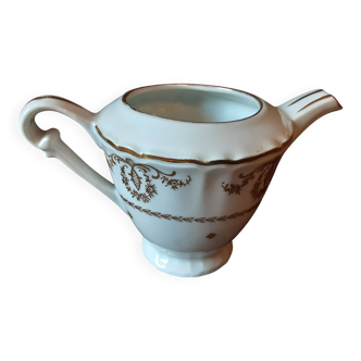Luxury porcelain milk jug from the National Company