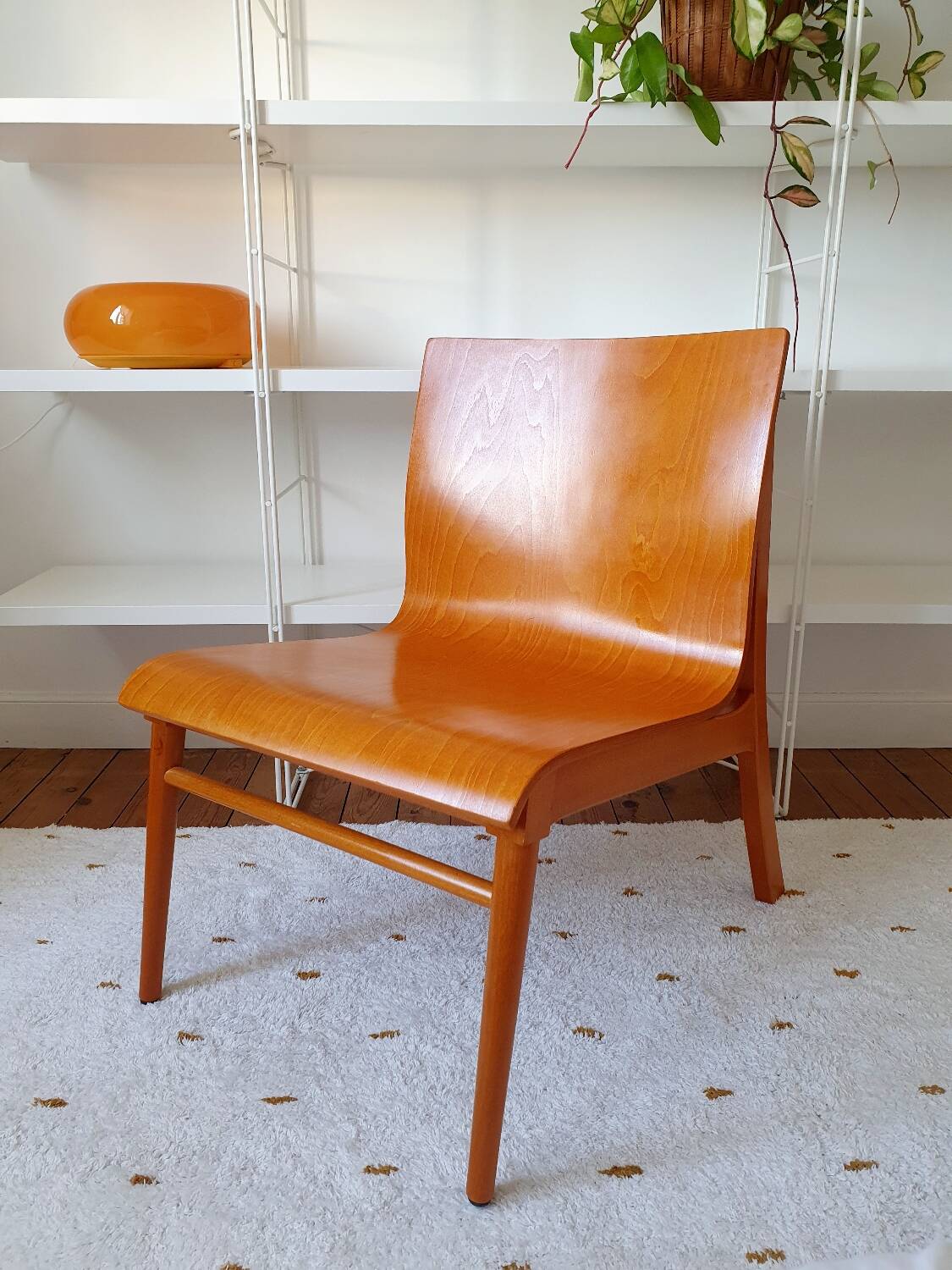 Scandinavian armchair in curved wood