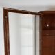 Vitrine vintage de mancave pour médecin avec traitement anti-rouille.