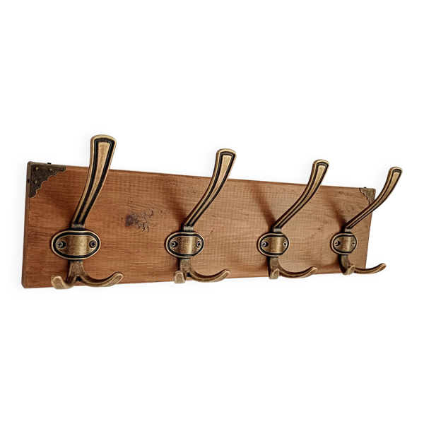 Porte-manteau mural en bois – 4 patères métalliques – 45 cm