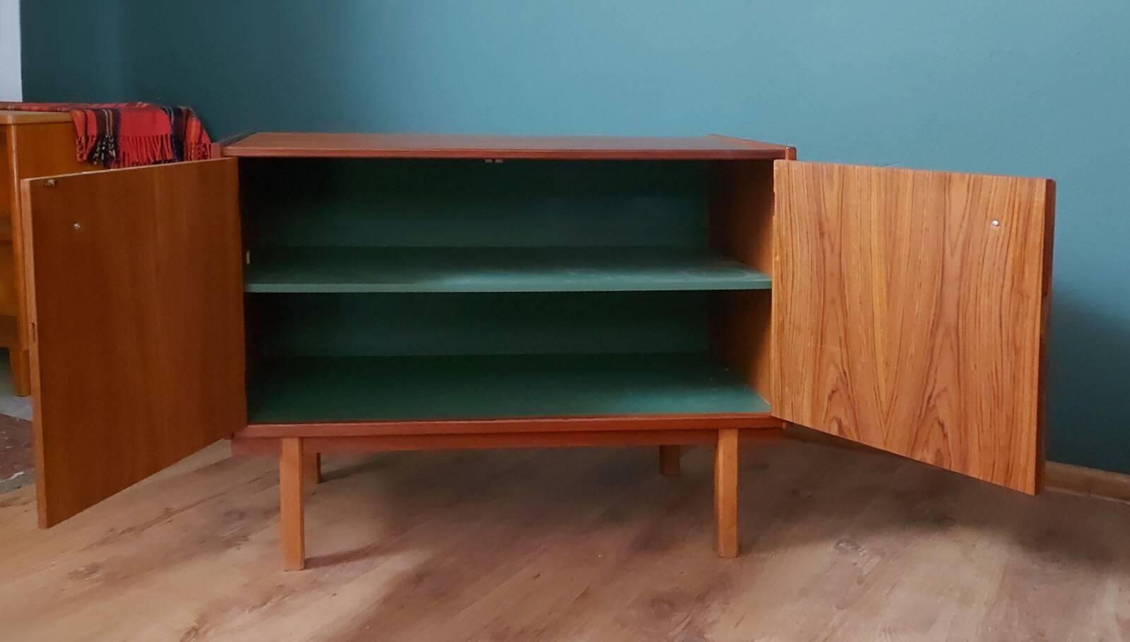Meuble en teck des années 1960