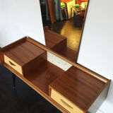 Retro dressing table