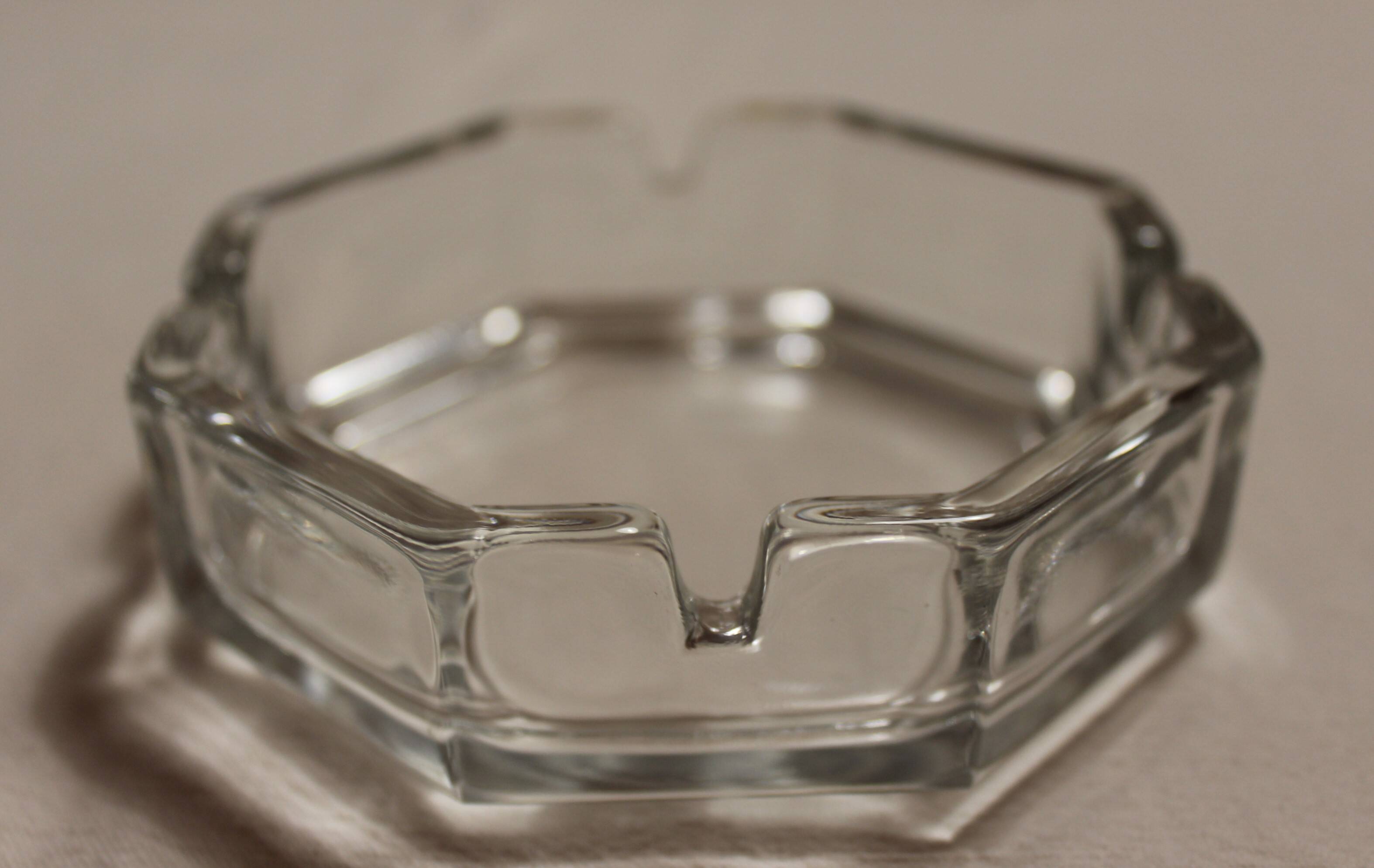 New Luminarc Octime octagonal ashtray