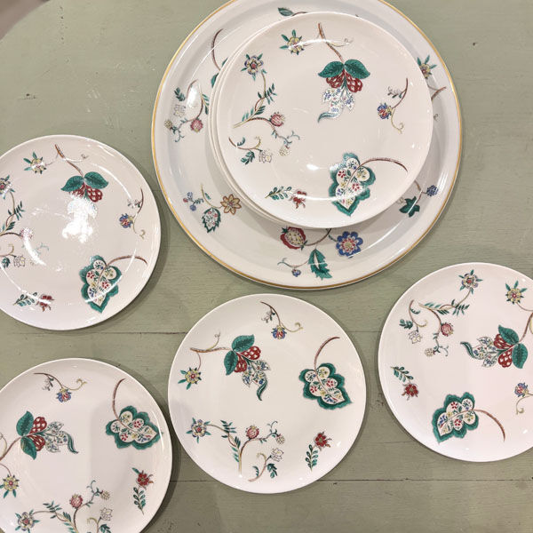 Dessert service Bernardaud, 1 course and 12 plates, Limoges porcelain
